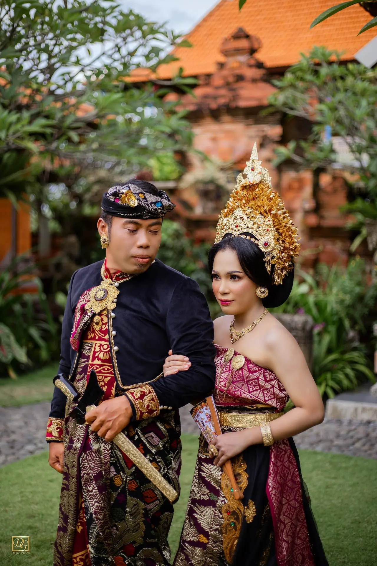 Novri & Sri 5