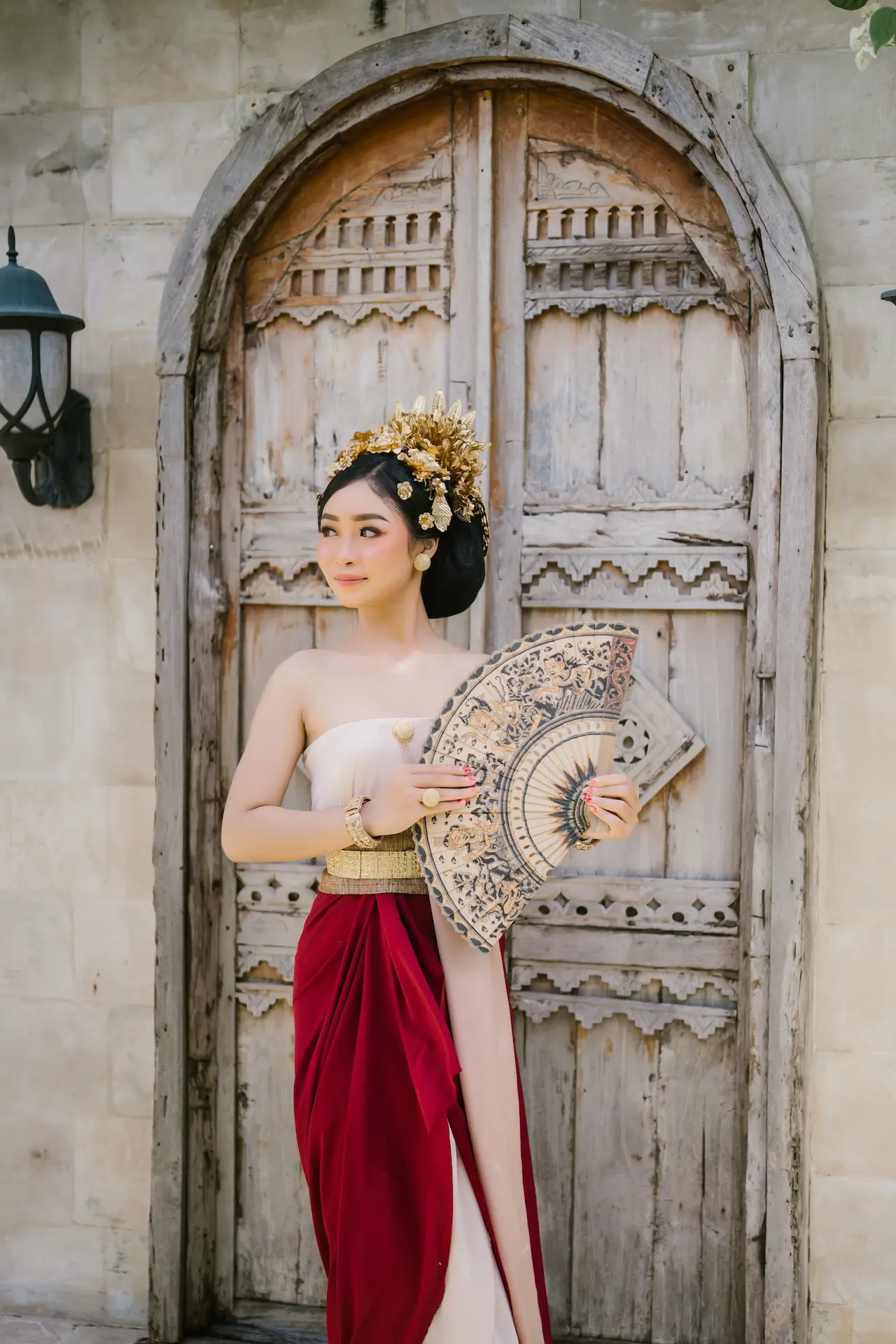 Ditya, Shanti, Harita, Tude 16